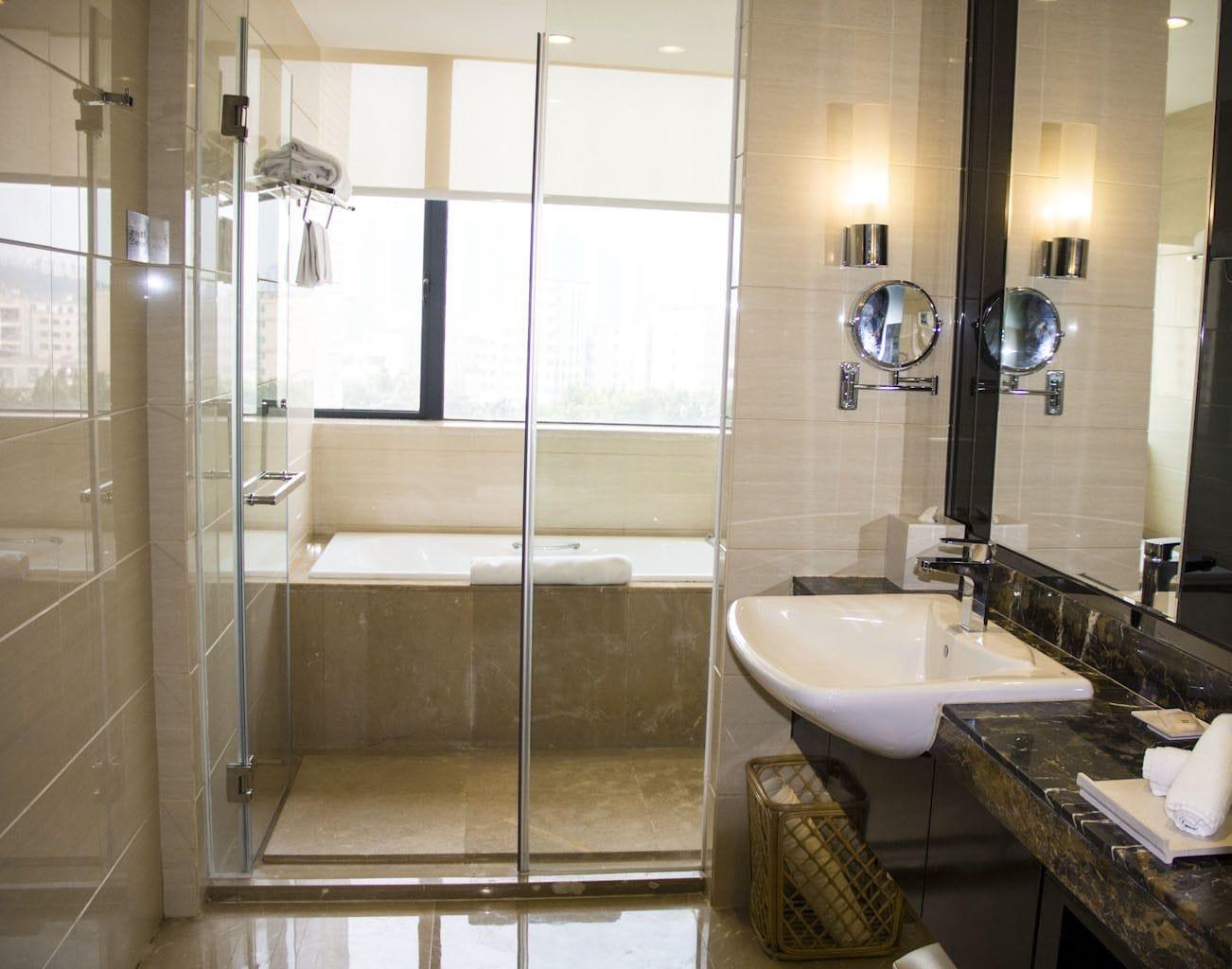 Haoyin Gloria Plaza Hotel Guangzhou Dış mekan fotoğraf
